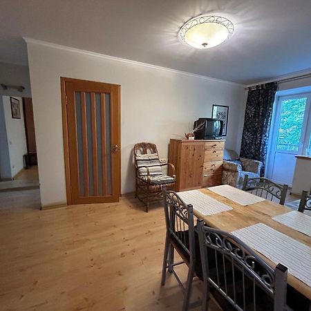 Three Bedroom Stepana Bandery Street 罗夫诺 外观 照片