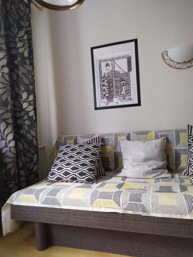 Three Bedroom Stepana Bandery Street 罗夫诺 外观 照片