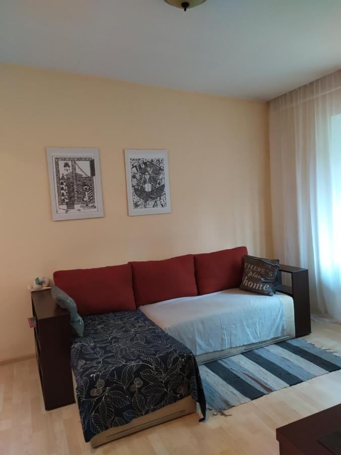 Three Bedroom Stepana Bandery Street 罗夫诺 客房 照片