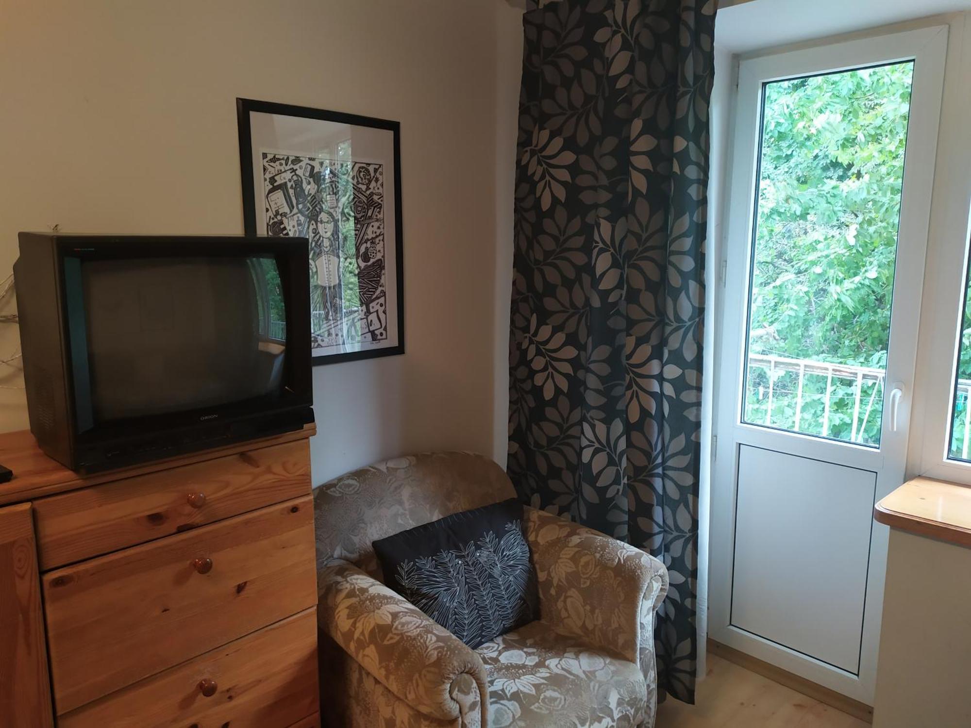 Three Bedroom Stepana Bandery Street 罗夫诺 客房 照片