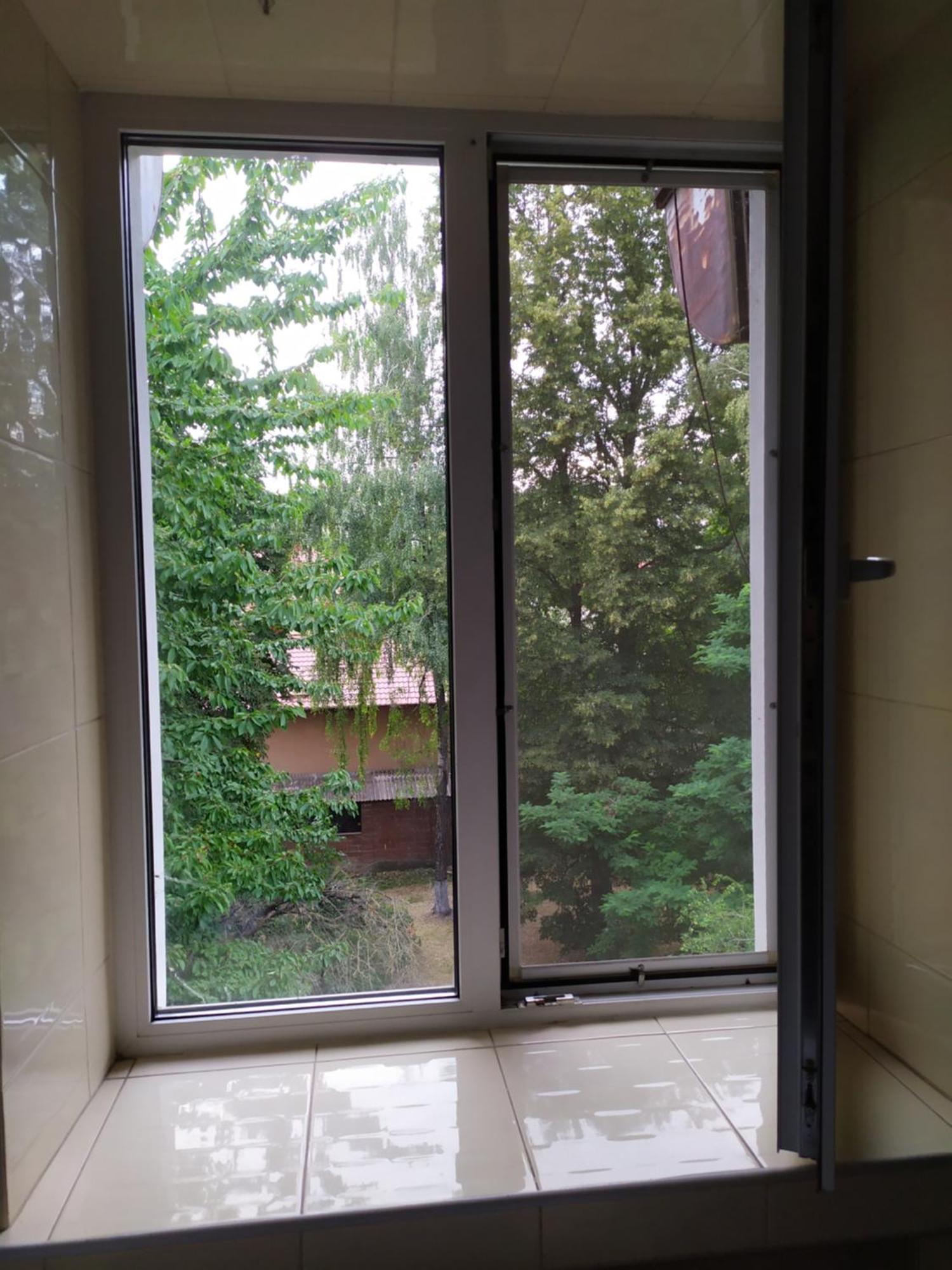 Three Bedroom Stepana Bandery Street 罗夫诺 客房 照片