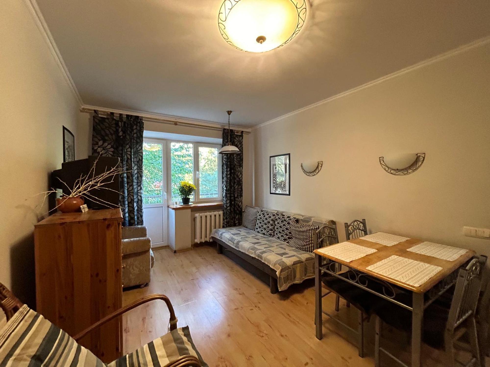 Three Bedroom Stepana Bandery Street 罗夫诺 外观 照片