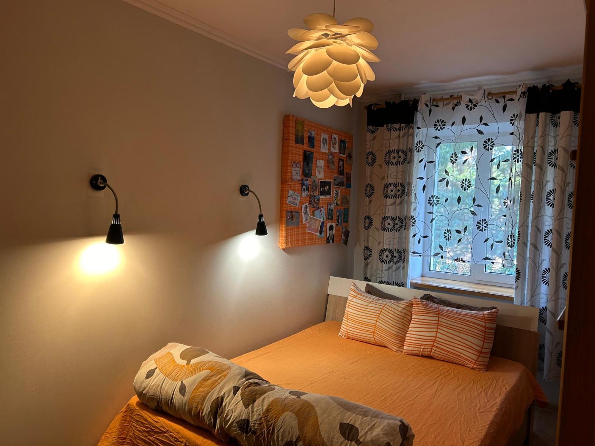 Three Bedroom Stepana Bandery Street 罗夫诺 外观 照片
